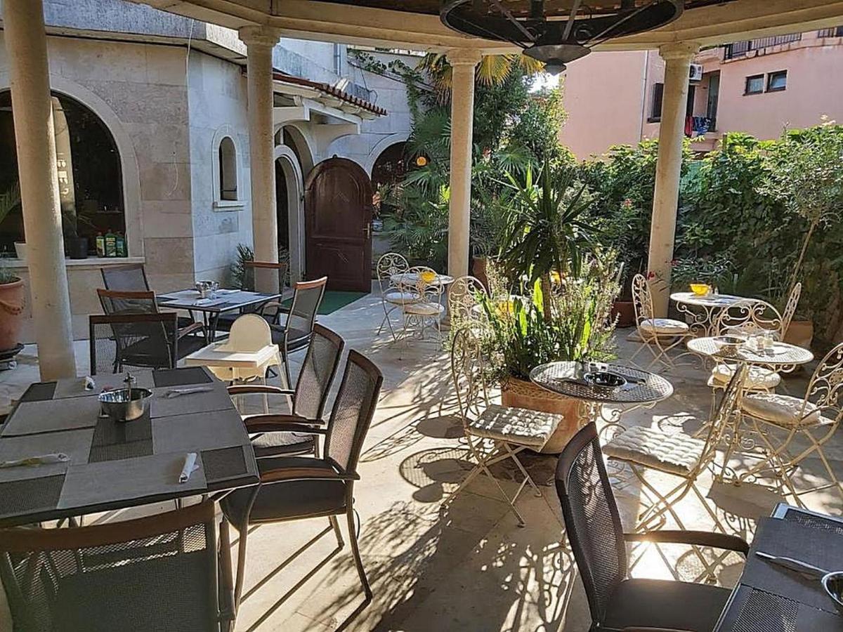 Rooms And Apartments Palma B&B Medulin Exterior foto