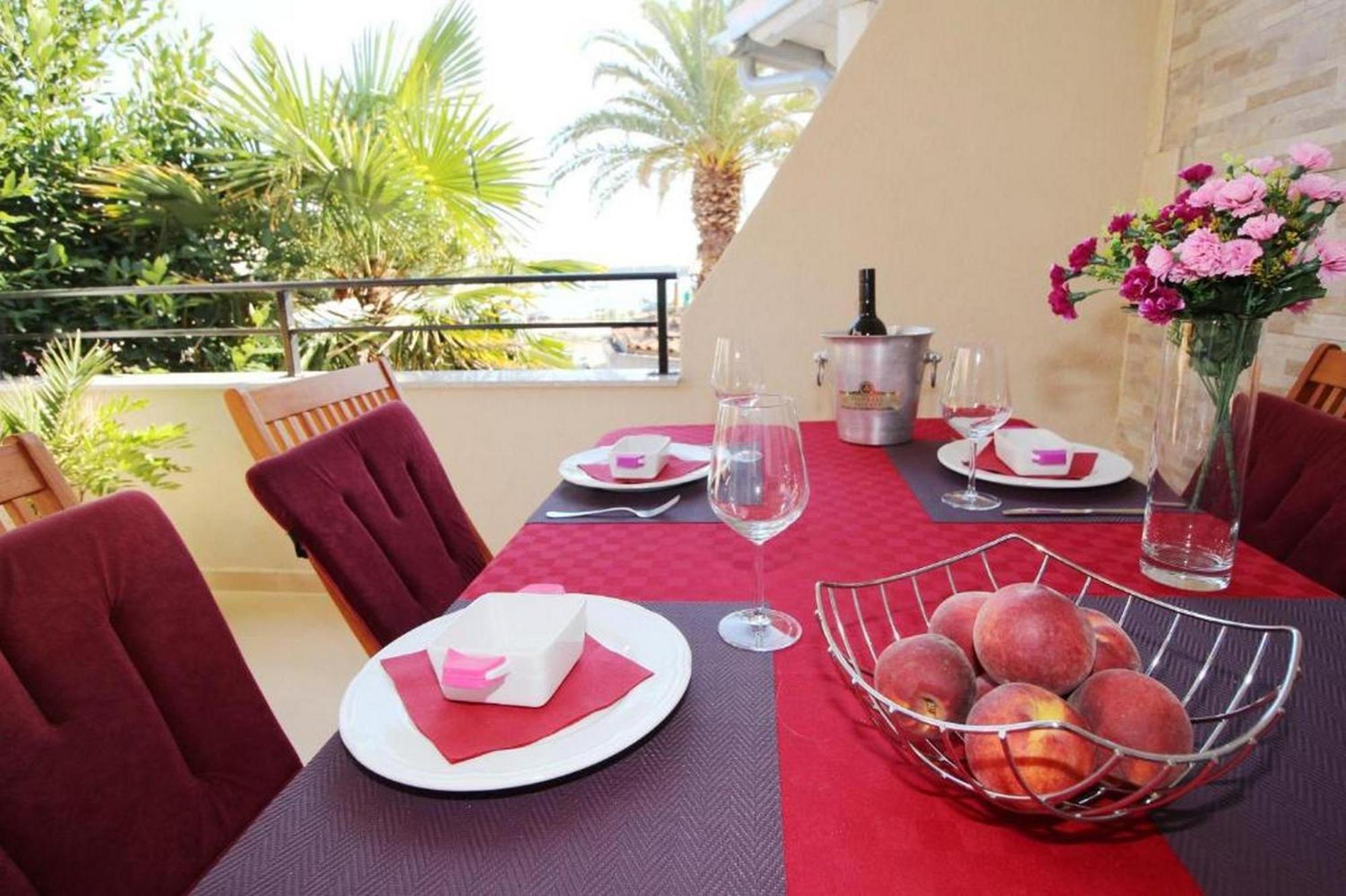 Rooms And Apartments Palma B&B Medulin Exterior foto